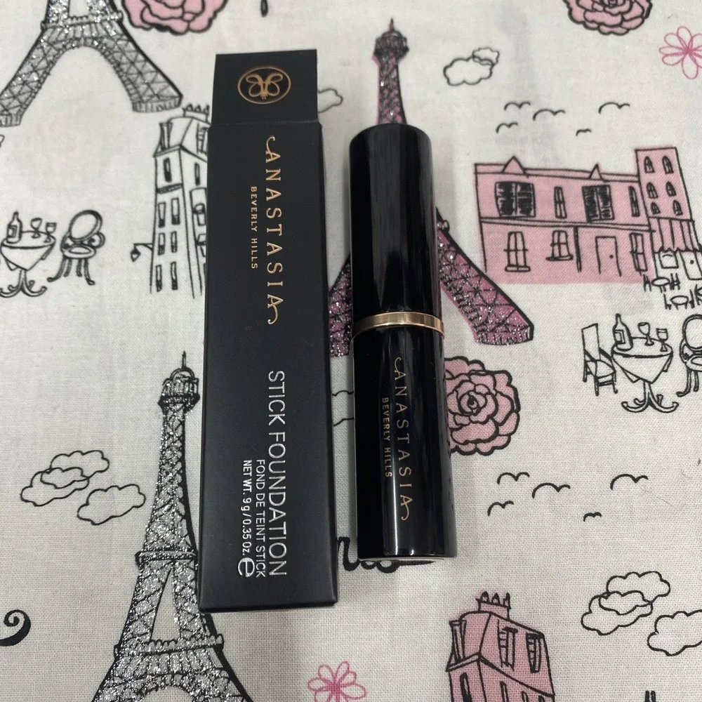 Anastasia Beverly Hills Stick Foundation -shade Beige Read Description